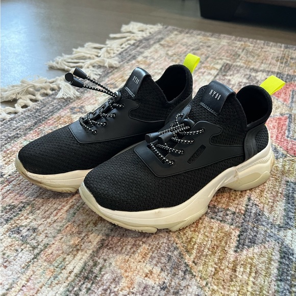 Steve Madden NY90 Tennis Shoes - Picture 1 of 5